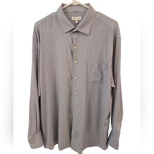 PETER MILLAR SUMMER COMFORT BUTTON UP LONG SLEEVE BLUE AND WHITE SHIRT. SIZE XL.